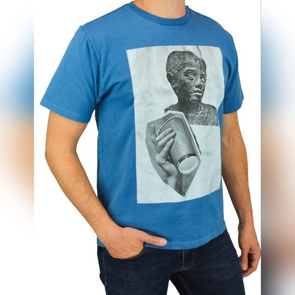 NWT DUST tee